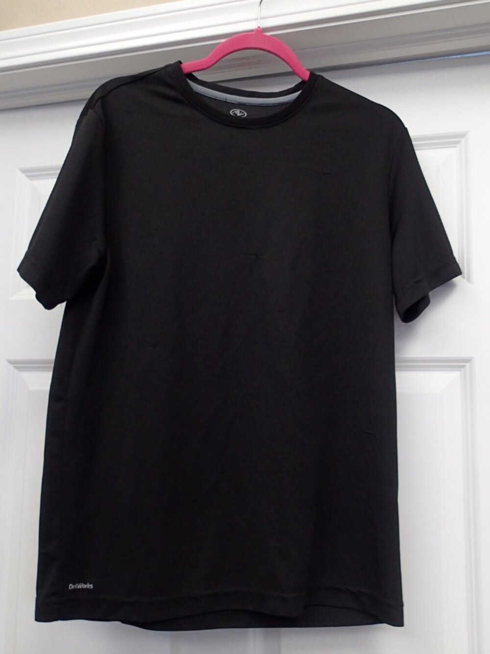 Athletic Men's Dri Works  Black Tshirt Size Medium